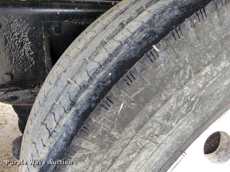 image for item JE9966 1995 Peterbilt 357  dump truck