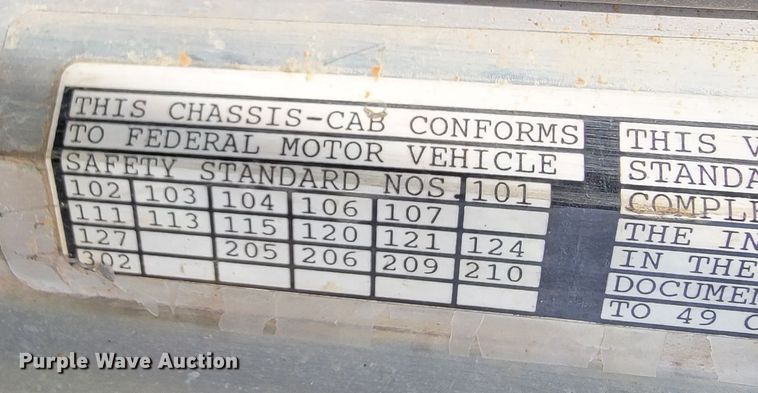 image for item JE9966 1995 Peterbilt 357  dump truck