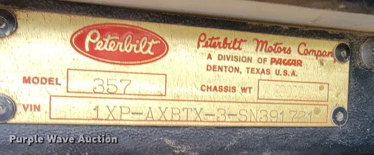 image for item JE9966 1995 Peterbilt 357  dump truck