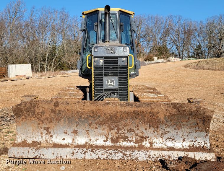 image for item JE9977 2013 John Deere 650K  dozer