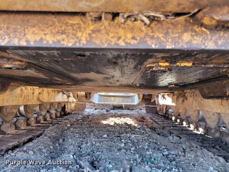 image for item JE9977 2013 John Deere 650K  dozer