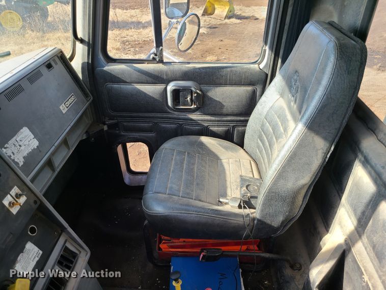 image for item JG9263 1999 Mack CH613  dump truck