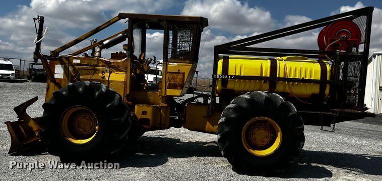 image for item JH9274 Caterpillar  skidder
