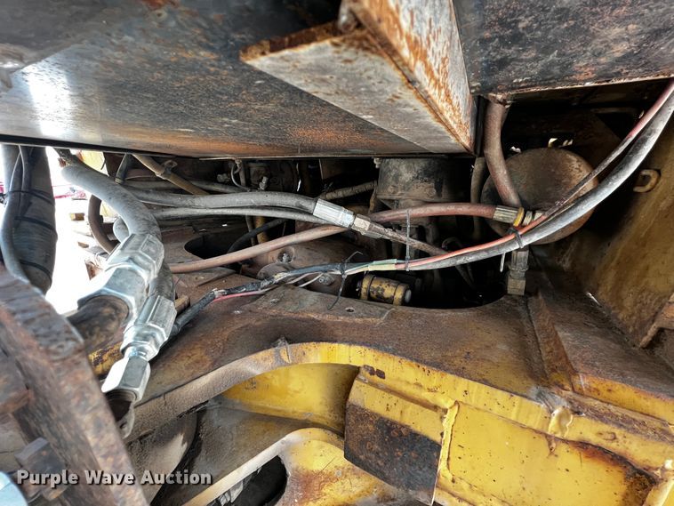 image for item JH9274 Caterpillar  skidder