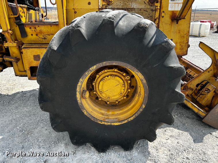 image for item JH9274 Caterpillar  skidder