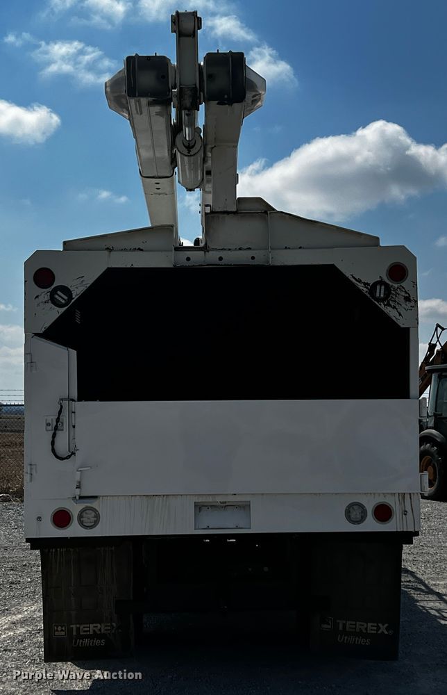 image for item JH9275 2011 Freightliner Business Class M2  forestry bucket truck