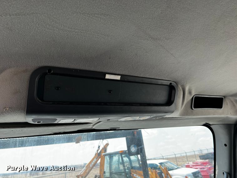 image for item JH9275 2011 Freightliner Business Class M2  forestry bucket truck