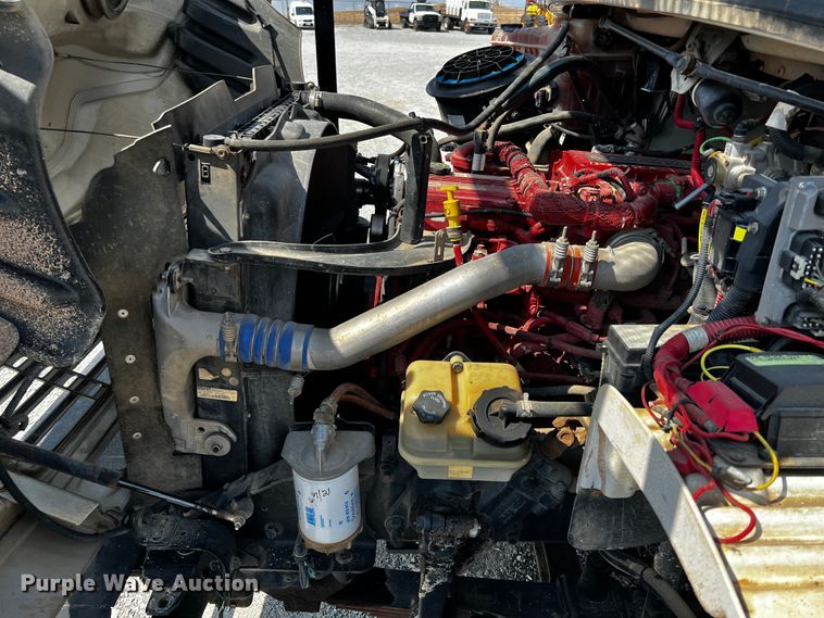 image for item JH9275 2011 Freightliner Business Class M2  forestry bucket truck