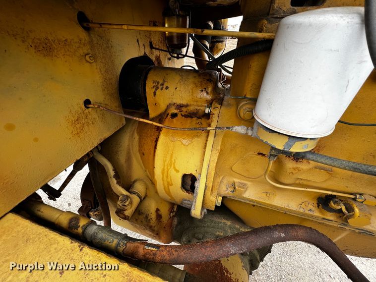 image for item JH9292 Allis-Chalmers  rigid frame motor grader