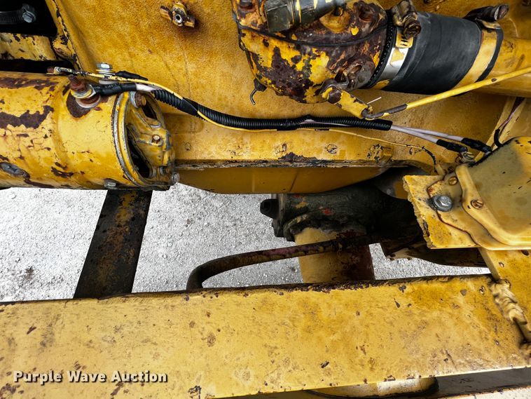 image for item JH9292 Allis-Chalmers  rigid frame motor grader