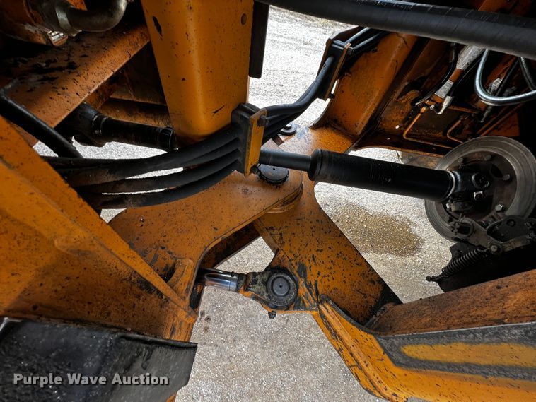 image for item JH9294 1998 Case 621B  wheel loader