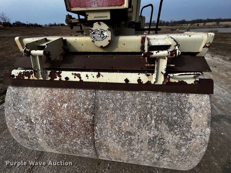 image for item JH9295 Ingersoll Rand ST-80  double drum roller