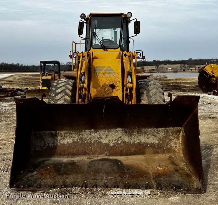 image for item JH9296 1988 Fiat-Allis FR15B  wheel loader