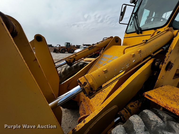 image for item JH9296 1988 Fiat-Allis FR15B  wheel loader