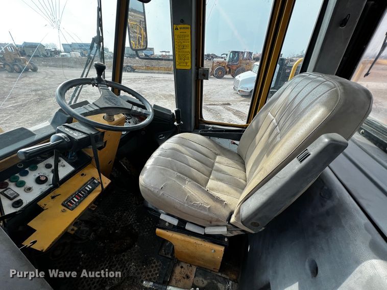 image for item JH9296 1988 Fiat-Allis FR15B  wheel loader