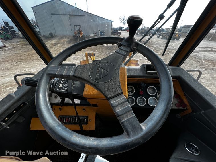 image for item JH9296 1988 Fiat-Allis FR15B  wheel loader