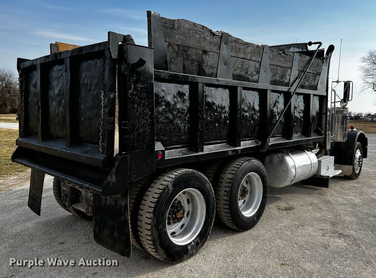 image for item JH9297 1998 Peterbilt 379  dump truck