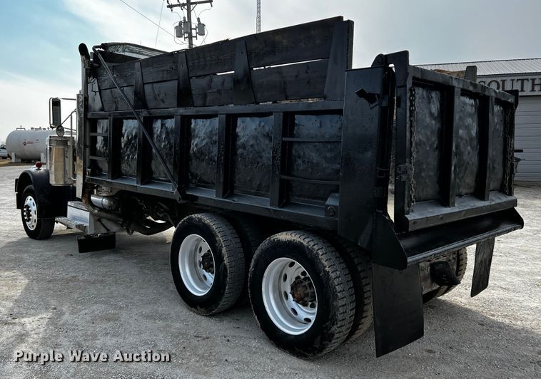 image for item JH9297 1998 Peterbilt 379  dump truck
