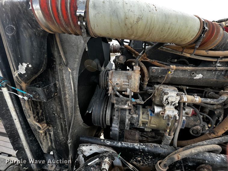 image for item JH9297 1998 Peterbilt 379  dump truck