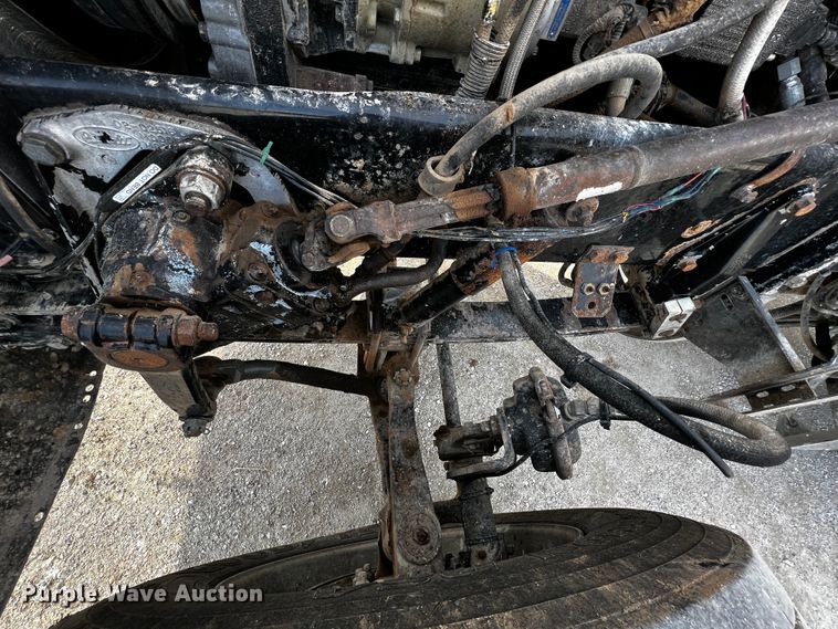 image for item JH9297 1998 Peterbilt 379  dump truck