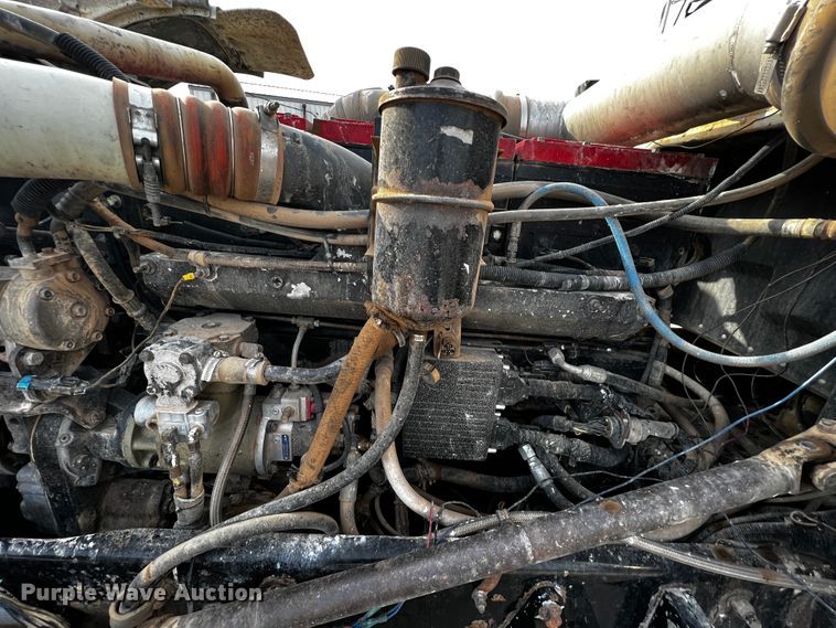 image for item JH9297 1998 Peterbilt 379  dump truck