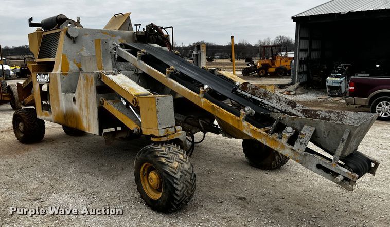 image for item JH9299 Easi-pour TP880D  curb machine