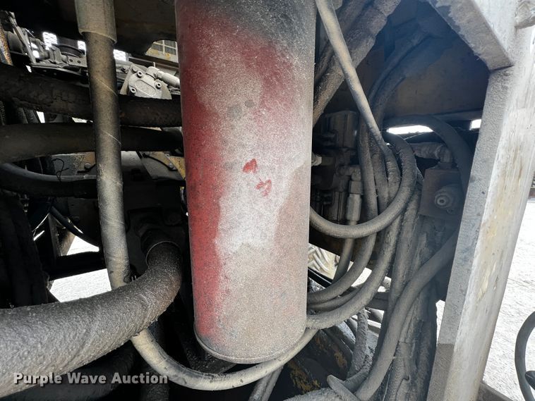 image for item JH9299 Easi-pour TP880D  curb machine