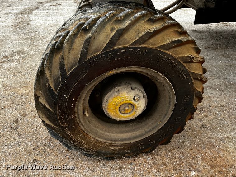 image for item JH9299 Easi-pour TP880D  curb machine