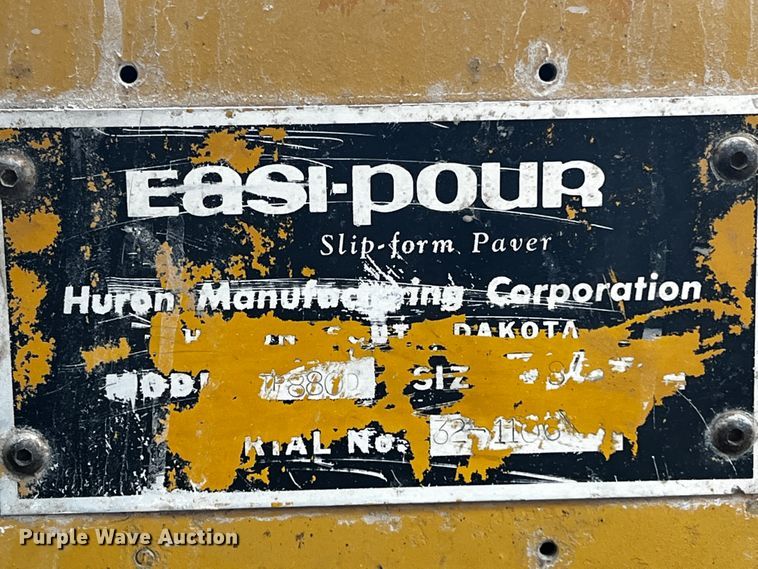 image for item JH9299 Easi-pour TP880D  curb machine