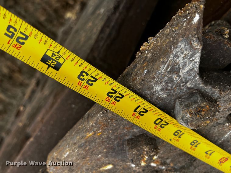 image for item JH9300 1993 Vermeer T800HT  trencher