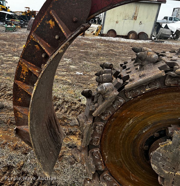 image for item JH9300 1993 Vermeer T800HT  trencher