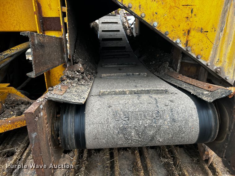 image for item JH9300 1993 Vermeer T800HT  trencher