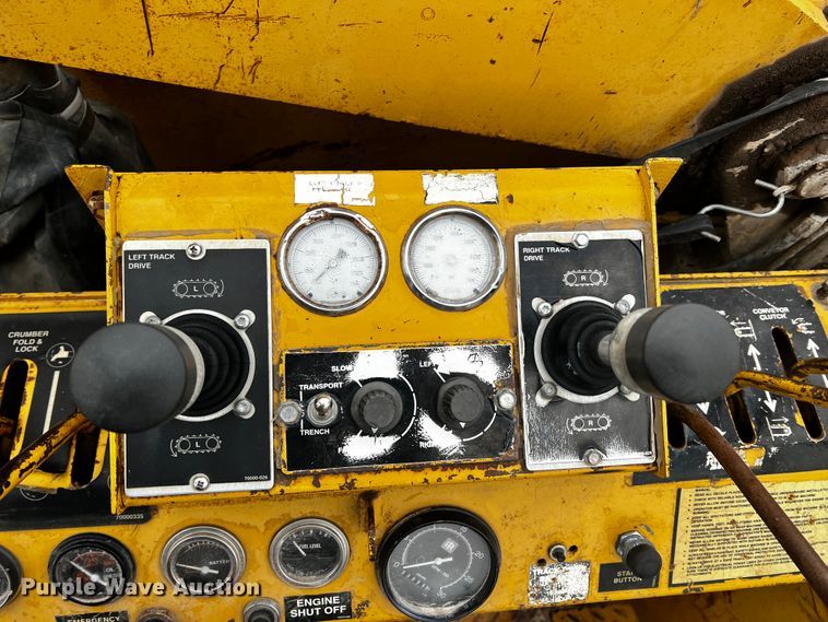 image for item JH9300 1993 Vermeer T800HT  trencher