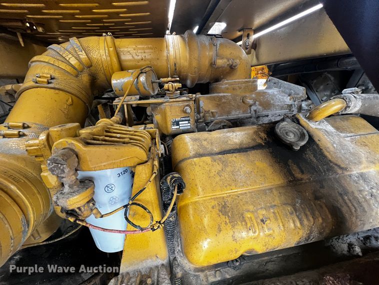 image for item JH9300 1993 Vermeer T800HT  trencher