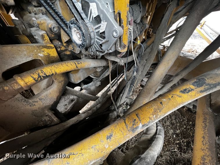 image for item JH9300 1993 Vermeer T800HT  trencher