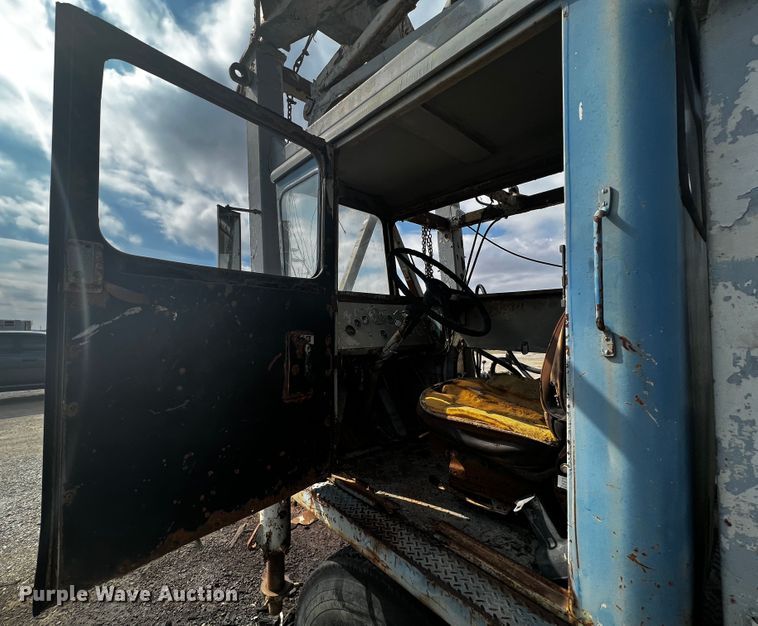 image for item JH9305 pulling unit