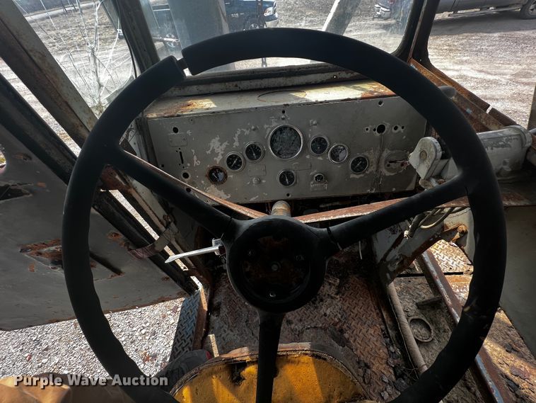 image for item JH9305 pulling unit