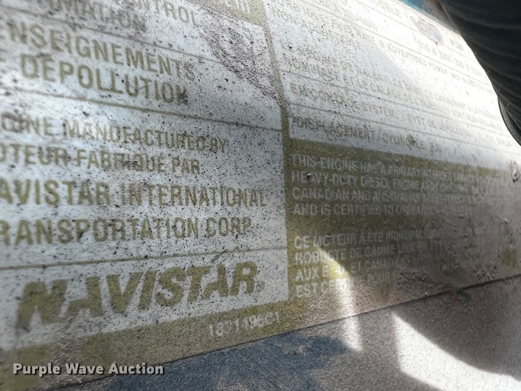 image for item JH9337 2000 International 4700  asphalt patch truck