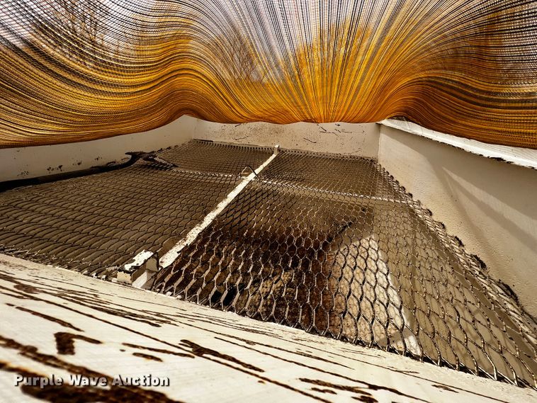 image for item JH9337 2000 International 4700  asphalt patch truck