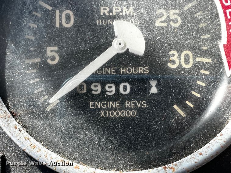 image for item JH9384 1985 Oshkosh WT-2206  dump truck