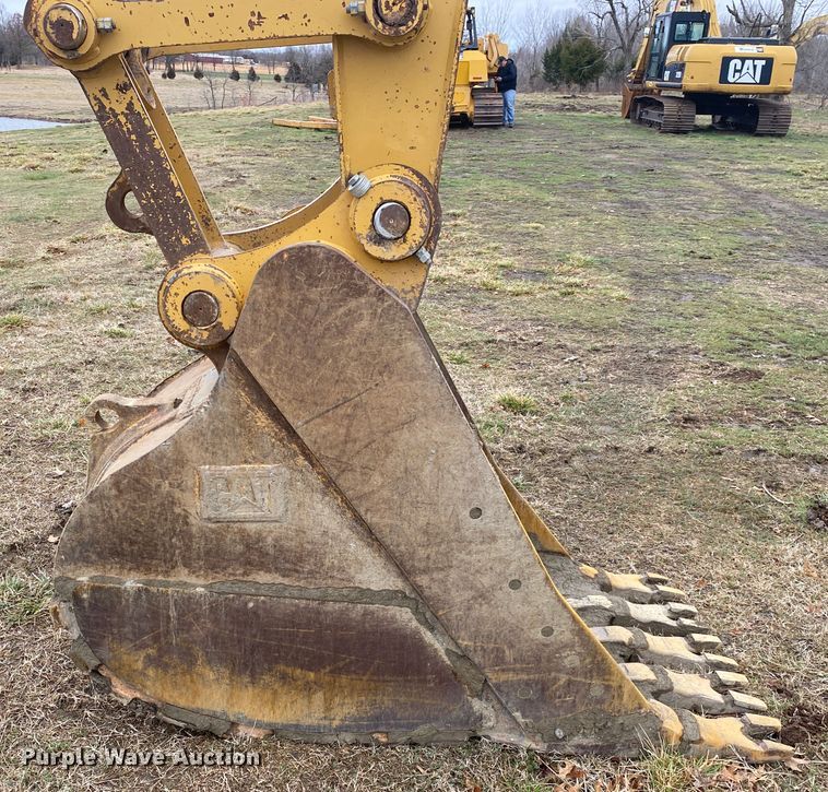 image for item JN9252 2011 Caterpillar 320DL  excavator