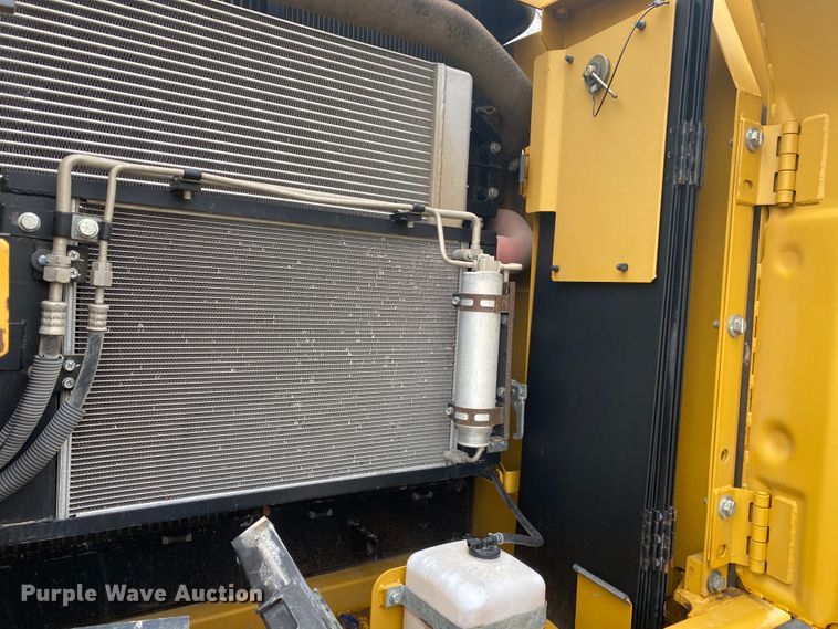 image for item JN9252 2011 Caterpillar 320DL  excavator