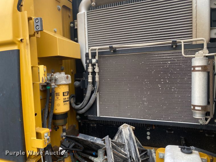 image for item JN9252 2011 Caterpillar 320DL  excavator