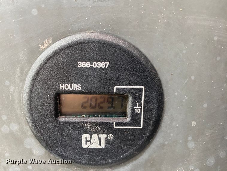 image for item JN9252 2011 Caterpillar 320DL  excavator