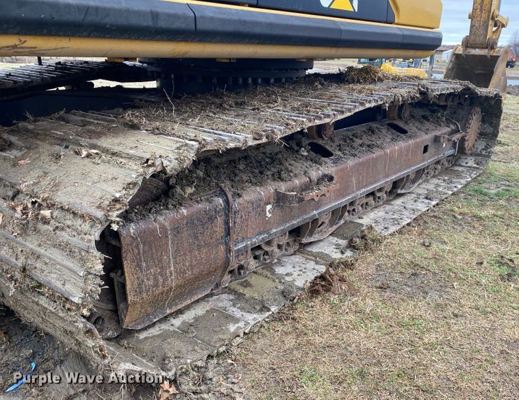 image for item JN9252 2011 Caterpillar 320DL  excavator