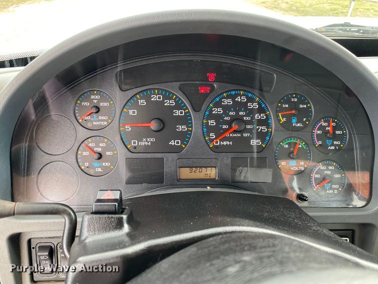 image for item JN9262 2007 International 7600  vacuum truck