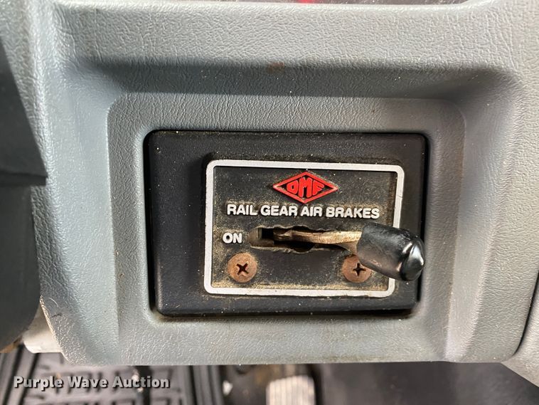 image for item JN9262 2007 International 7600  vacuum truck