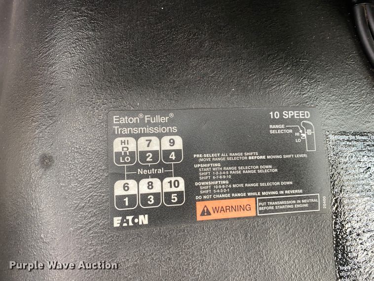 image for item JN9262 2007 International 7600  vacuum truck