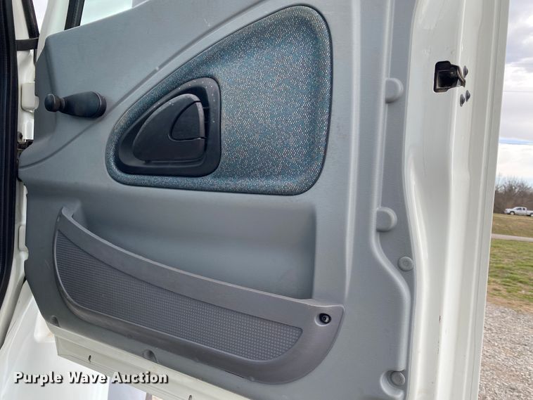 image for item JN9262 2007 International 7600  vacuum truck