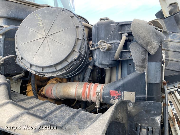 image for item JN9262 2007 International 7600  vacuum truck